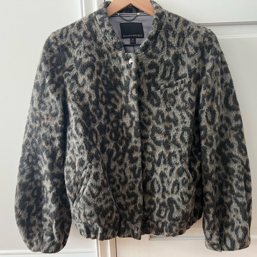 BANANA REPUBLIC  🐆 Animal Print Wool-Blend Bomber Jacket